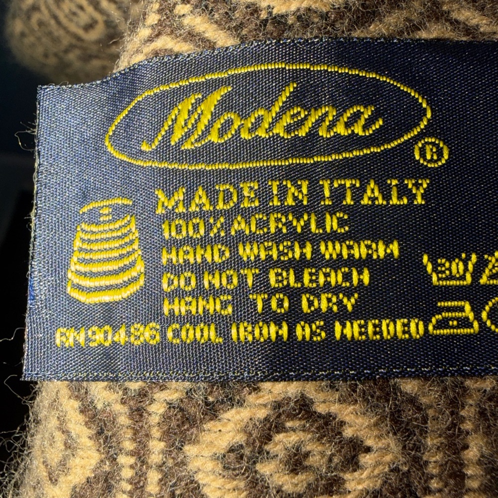 Geometric Patterned Tan Shawl - image 3